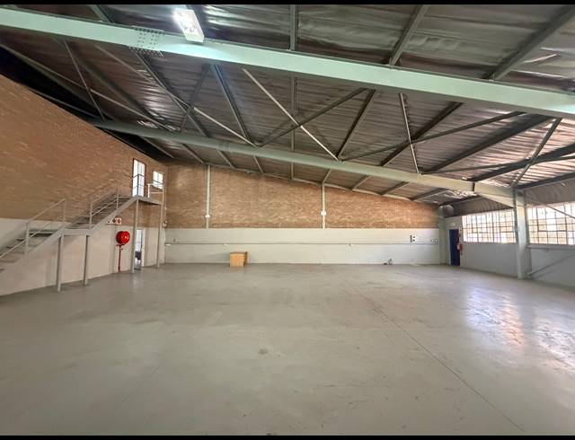 391M² WAREHOUSE FOR SALE IN HALFWAY HOUSE